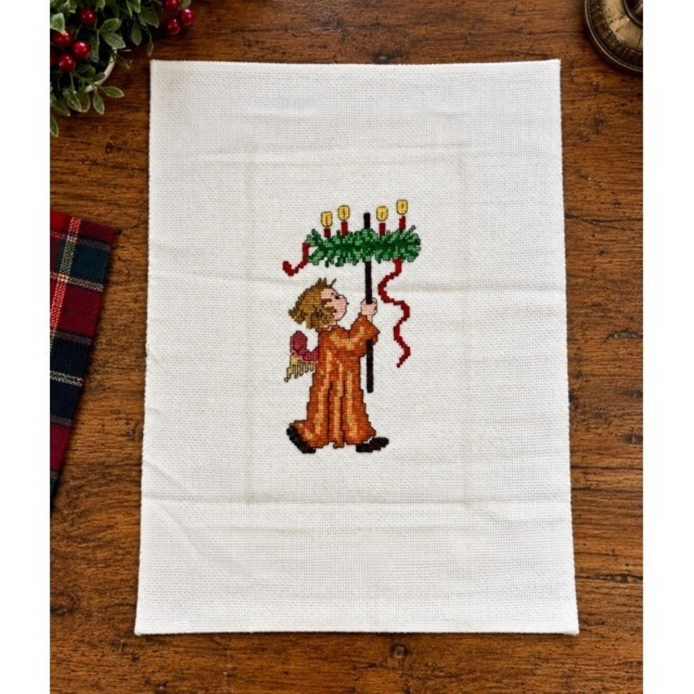 Hummel Angel Christmas Advent Wreath Candles Needlepoint Completed Vintage